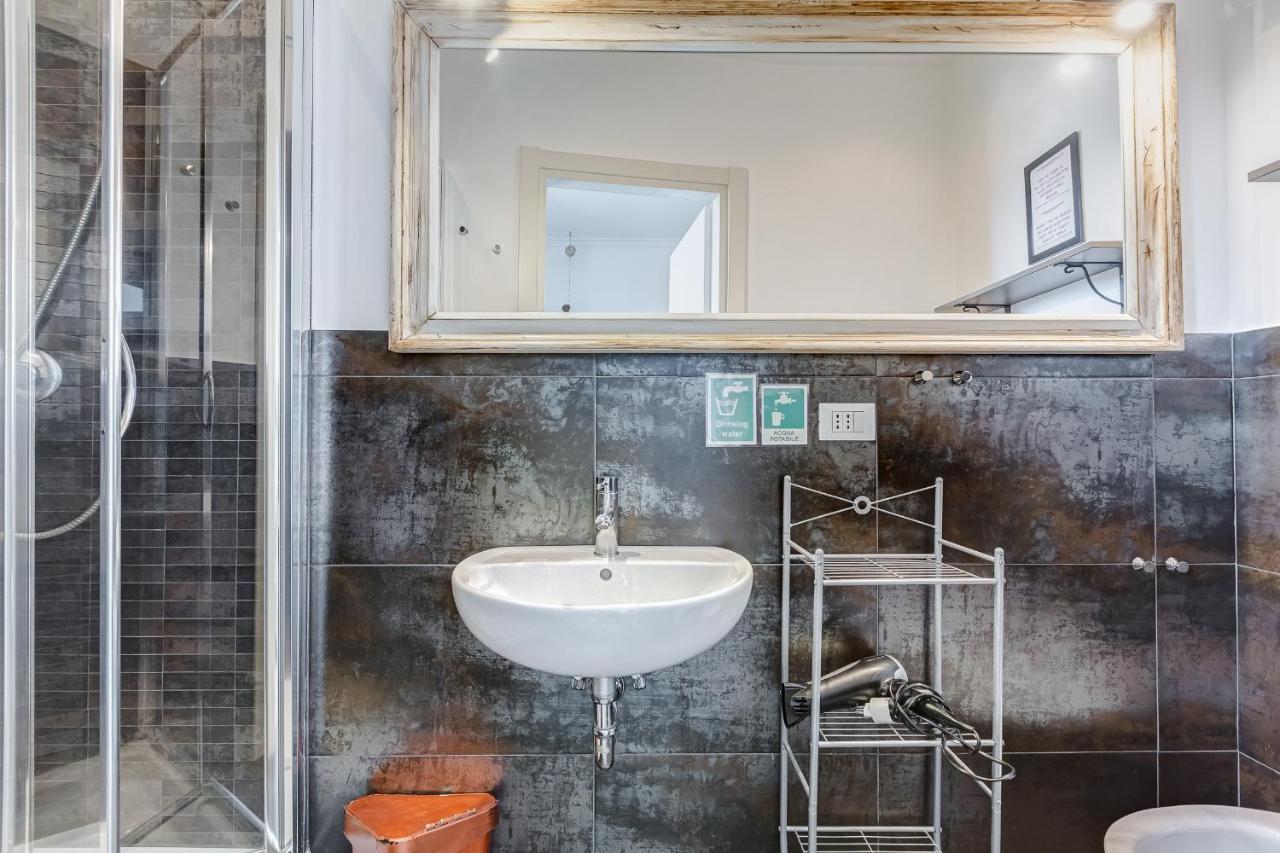 Appartamento San Pietro 3 Camere E Bagno In Camera Рим Екстериор снимка