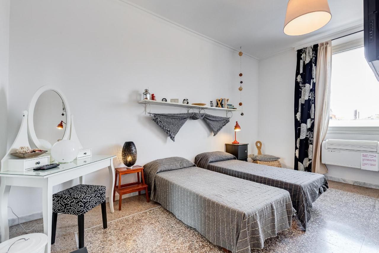 Appartamento San Pietro 3 Camere E Bagno In Camera Рим Екстериор снимка